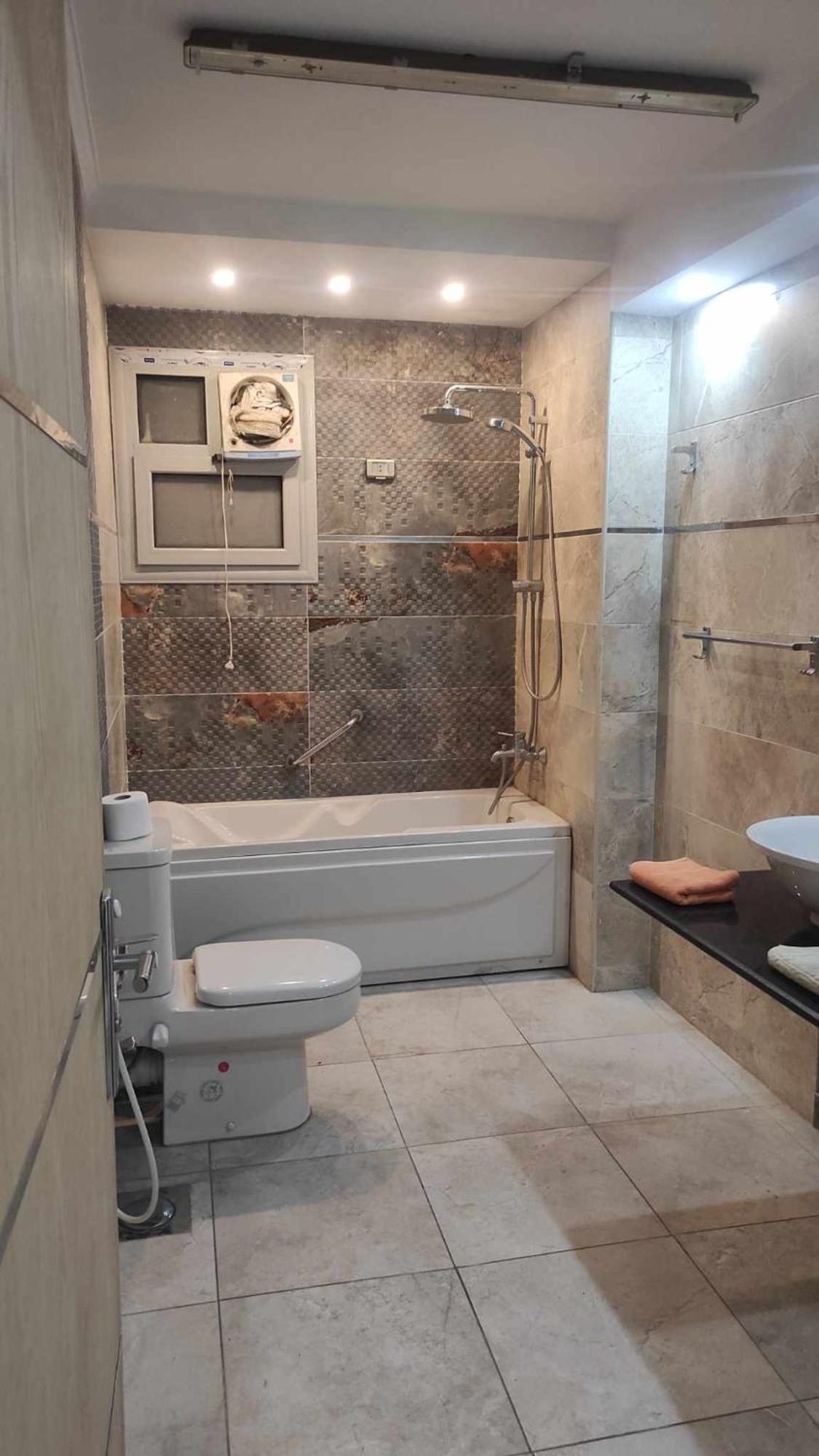 Comfy Luxurious Apartments In Central Location In Mansheyet El Bakry East Cairo Exterior foto