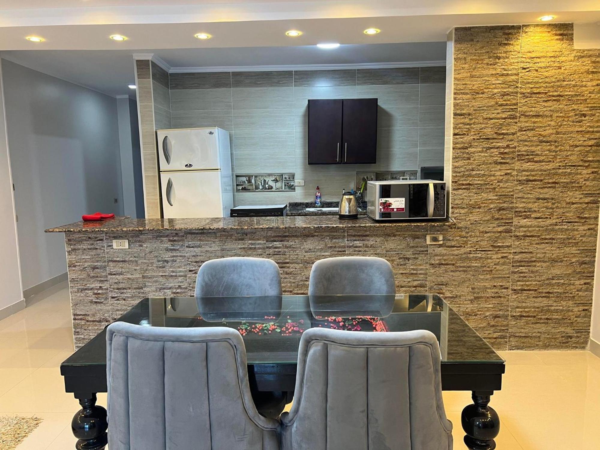 Comfy Luxurious Apartments In Central Location In Mansheyet El Bakry East Cairo Exterior foto