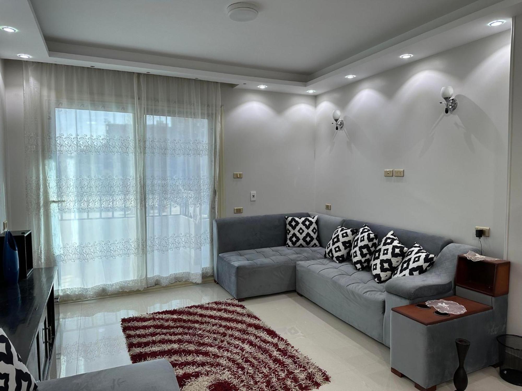 Comfy Luxurious Apartments In Central Location In Mansheyet El Bakry East Cairo Exterior foto