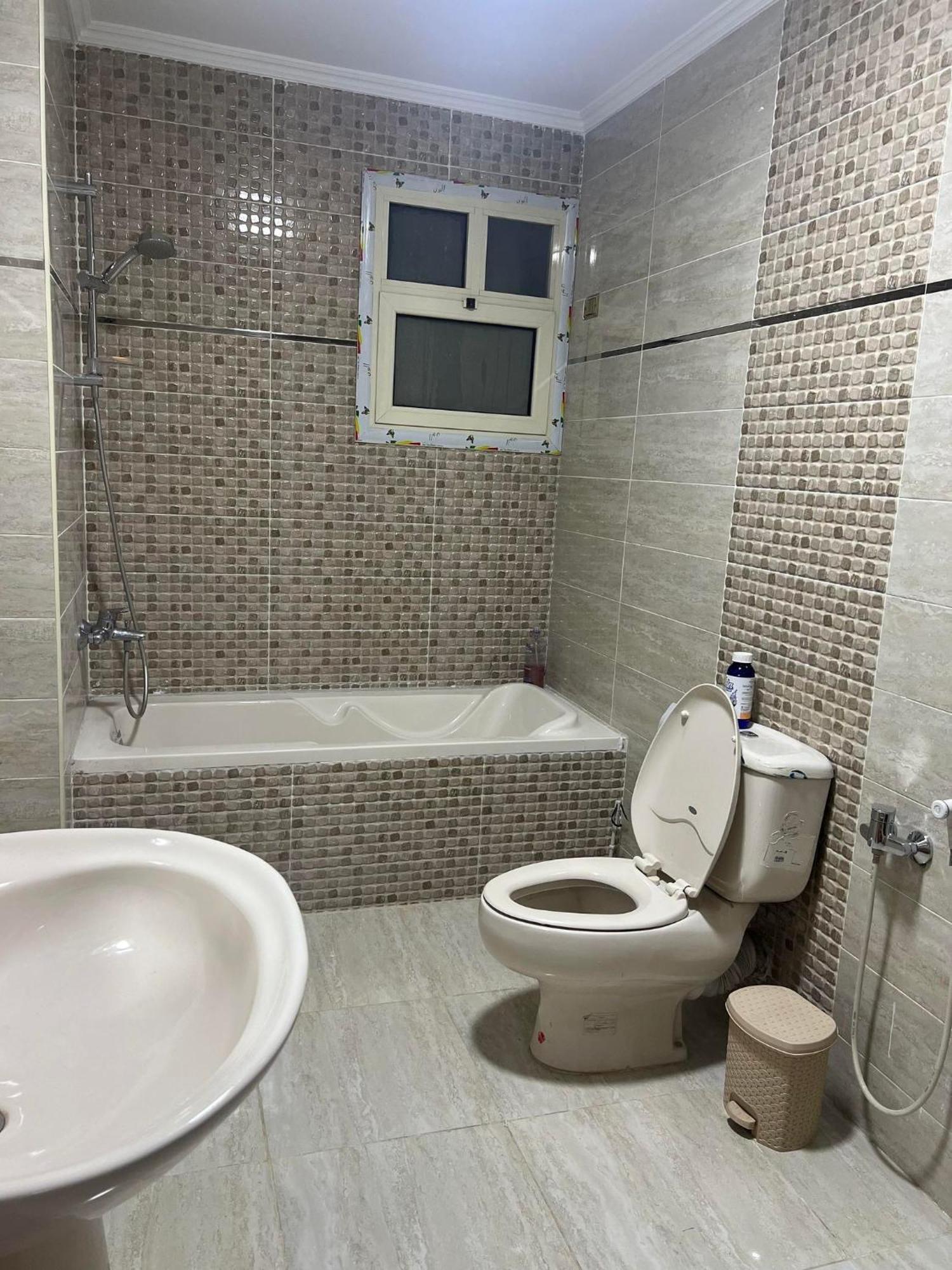 Comfy Luxurious Apartments In Central Location In Mansheyet El Bakry East Cairo Exterior foto